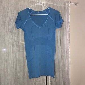 Blue lululemon v-neck swiftly tech